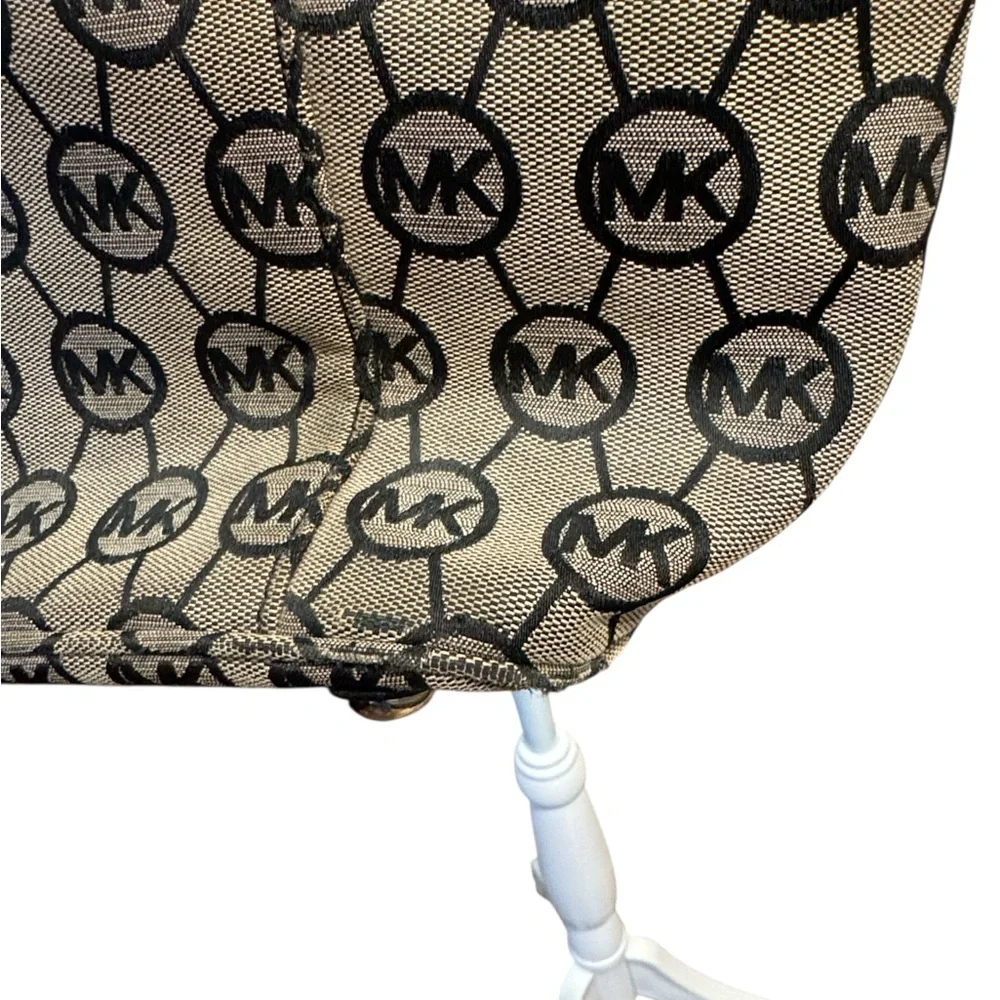 MICHAEL KORS large shoulder bag